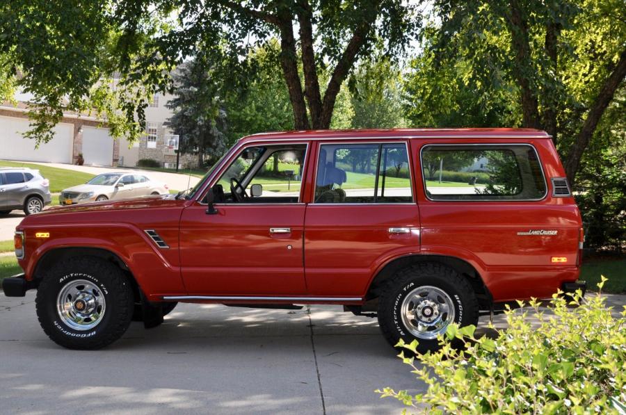  Toyota Land Cruiser 60 (FJ60) 1984 года  (NA) (фото 15 из 251)